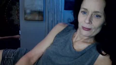 Blueeyedlie online show from February 2026 03:29:01 PM