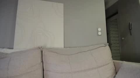 Snapshot of blueeyeess chatting on January 2025 01:20:01 PM Alina online show from January 2025 01:20:01 PM