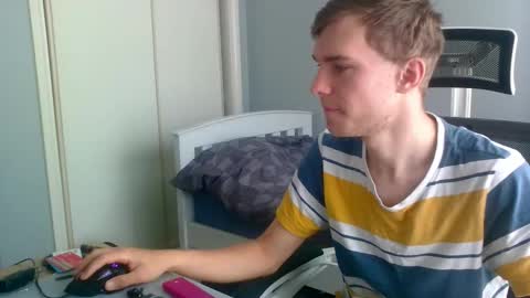 Snapshot of bluegaze6227724 chatting on November 2025 12:02:01 AM bluegaze6227724 online show from November 2025 12:02:01 AM