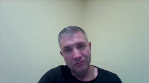 Snapshot of blueiceman5 chatting on February 2025 08:22:01 PM blueiceman5 online show from February 2025 08:22:01 PM