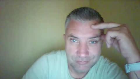 Snapshot of blueiceman5 chatting on November 2025 12:25:01 PM blueiceman5 online show from November 2025 12:25:01 PM