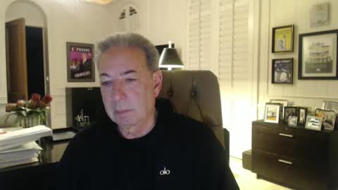 Snapshot of blueisles chatting on December 2024 11:29:01 AM blueisles online show from December 2024 11:29:01 AM