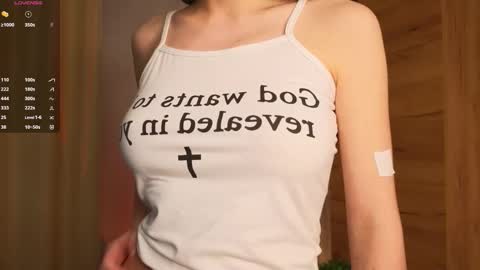 Dolores online show from November 2025 06:02:02 AM