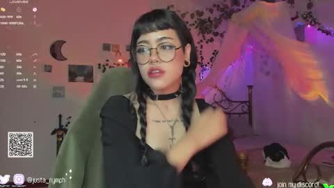 Snapshot of blushing_nymph chatting on January 2025 03:50:02 AM Im Nym Justa nymph on twitter and IG online show from January 2025 03:50:02 AM