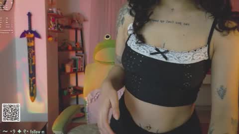 Snapshot of blushing_nymph chatting on November 2025 02:32:01 AM Im Nym Justa nymph on twitter and IG online show from November 2025 02:32:01 AM