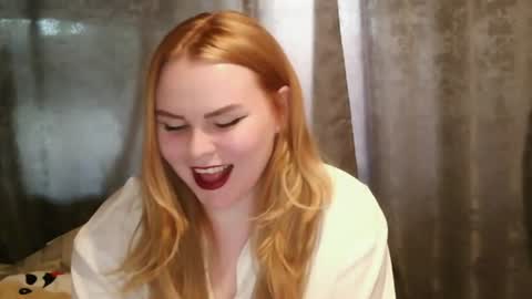 Snapshot of blushing_star chatting on June 2026 04:00:02 PM blushing_star online show from June 2026 04:00:02 PM