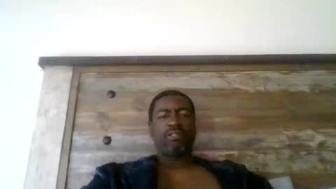 bluuthunder1914 online show from April 2026 02:29:01 PM