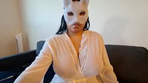 BlzSugar online show from November 2025 10:48:02 PM