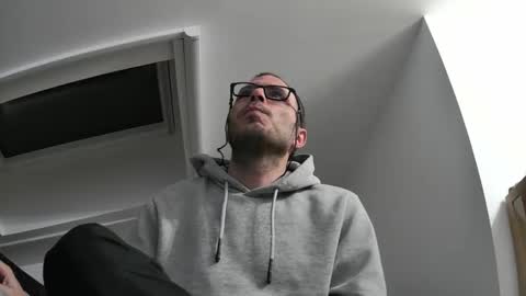 bo22222222 online show from April 2026 06:25:01 AM