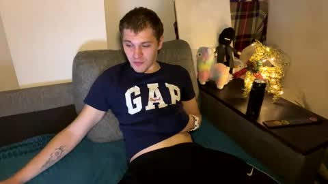 Snapshot of bob_bucks chatting on February 2026 05:17:01 PM bob_bucks online show from February 2026 05:17:01 PM