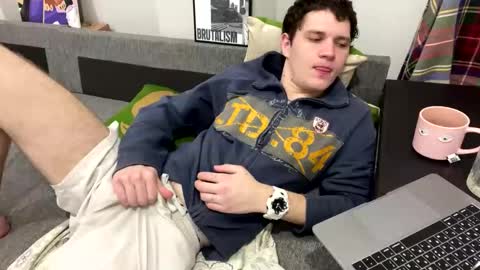 bob_bucks online show from March 2026 09:44:02 PM