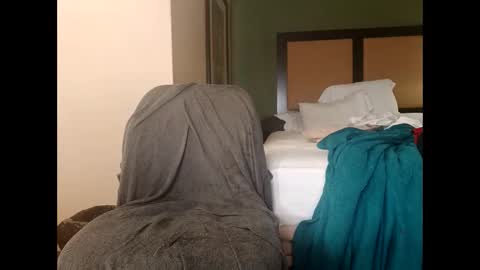 Snapshot of bobbiebone chatting on February 2026 10:45:02 AM bobbiebone and company online show from February 2026 10:45:02 AM