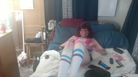 Snapshot of bobbiloosehole chatting on February 2025 10:24:02 AM Bobbi online show from February 2025 10:24:02 AM