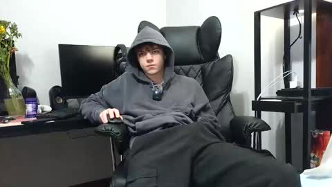 bobby72738 online show from February 2026 03:25:02 AM