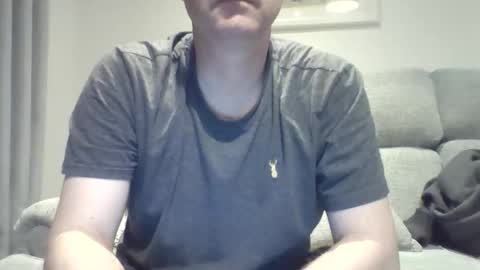 bobby_113 online show from March 2026 05:01:02 AM