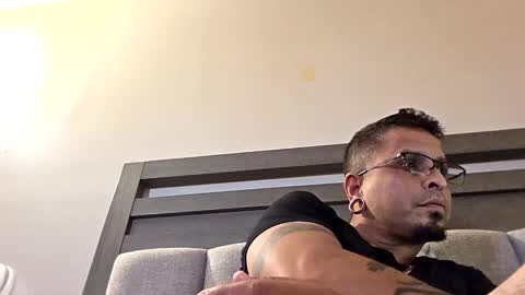 bobbyhill0798 online show from October 2025 06:38:02 PM