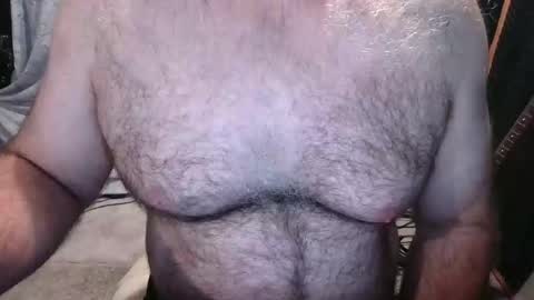 Snapshot of bobbyhill27b chatting on September 2025 03:18:02 AM BobbyHill27b online show from September 2025 03:18:02 AM