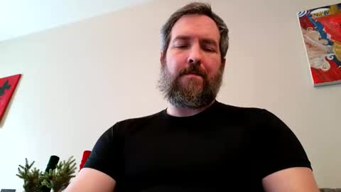 Bobchmw online show from December 2025 04:36:01 PM