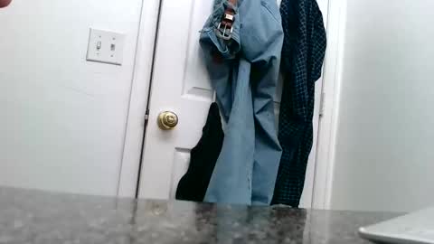 Snapshot of boblong1111 chatting on February 2026 08:21:01 PM boblong1111 online show from February 2026 08:21:01 PM