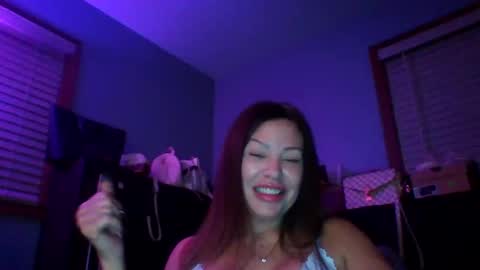 Snapshot of bodicas chatting on November 2025 05:40:01 AM milf online show from November 2025 05:40:01 AM