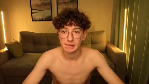 ALEXPVT IS OPEN online show from October 2025 08:51:02 PM