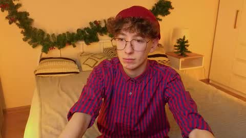 ALEXPVT IS OPEN online show from November 2025 01:24:02 PM