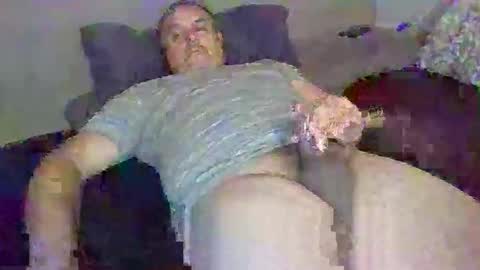 Snapshot of boidady chatting on October 2025 07:34:01 AM emilio online show from October 2025 07:34:01 AM