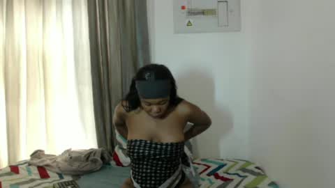Snapshot of boitylips chatting on June 2026 10:52:02 AM boitylips online show from June 2026 10:52:02 AM