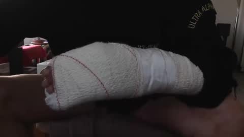 bomsay online show from March 2026 05:42:01 PM