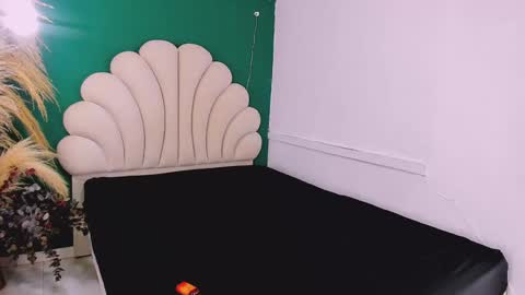 bonieklent online show from February 2025 03:55:02 AM