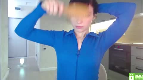 Snapshot of bonjourlabelle chatting on January 2025 07:46:01 PM Mary 3 live time content 18 online show from January 2025 07:46:01 PM