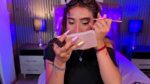 bonnali_lune online show from April 2026 09:26:02 PM