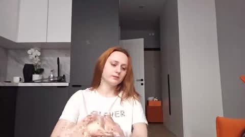 bonne_chance online show from February 2025 09:11:02 PM