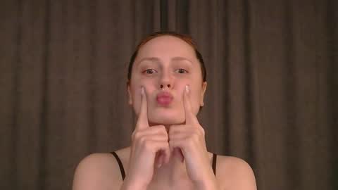 bonne_chance online show from February 2025 10:31:01 PM