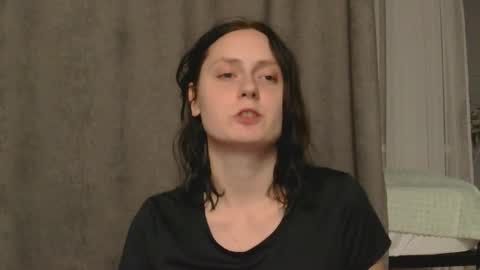 bonne_chance online show from September 2025 10:13:01 PM