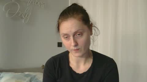 bonne_chance online show from November 2025 10:08:01 PM