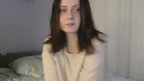 bonne_chance online show from November 2025 03:00:01 PM