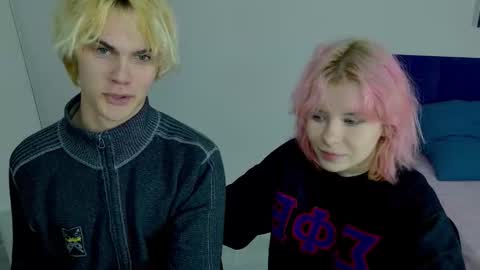 Jessy  Mark online show from November 2025 05:04:01 PM