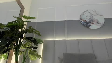 Bonnie online show from February 2025 05:40:01 AM