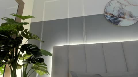 Bonnie online show from February 2025 04:14:02 AM