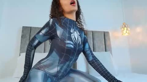 Bonnie online show from November 2025 07:32:01 AM