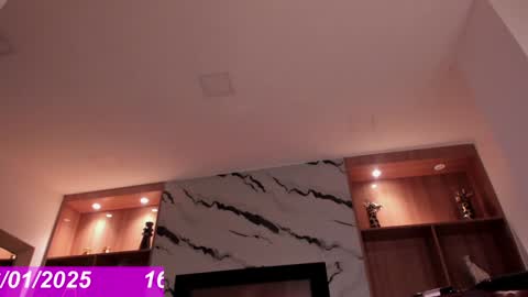 Bonnie Luxury online show from January 2025 08:34:02 AM