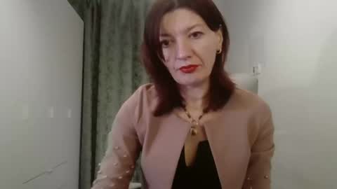 Milena online show from February 2026 06:57:01 PM