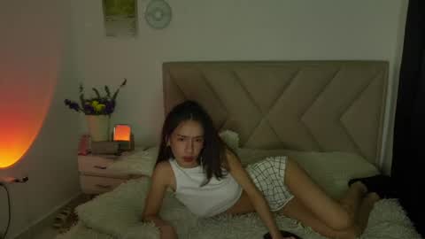 Bonnie  online show from May 2026 05:26:01 AM
