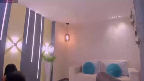 Bonny online show from September 2025 08:08:02 PM