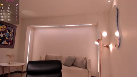 Bonny online show from October 2025 07:36:02 PM