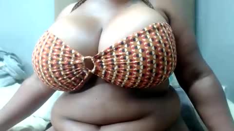 Snapshot of boobshoney95 chatting on November 2025 02:11:01 AM boobshoney95 online show from November 2025 02:11:01 AM