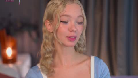 Alina online show from October 2025 08:47:01 AM