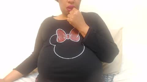boobyqueen online show from June 2026 10:08:01 PM