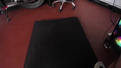 Snapshot of boomboomhoot chatting on January 2025 09:36:01 PM Maggie and Jay  online show from January 2025 09:36:01 PM